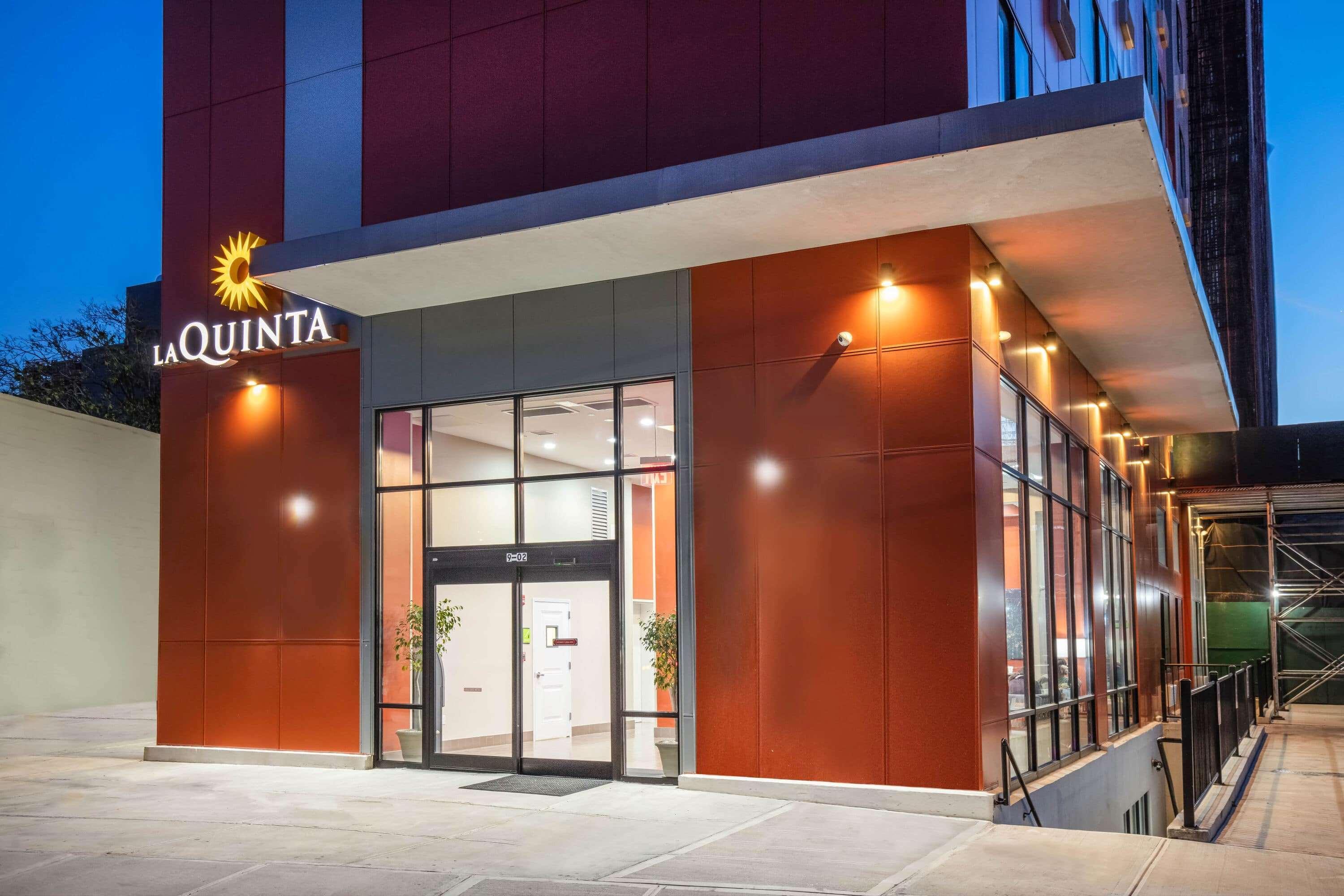 La Quinta Long Island City Ню Йорк Екстериор снимка